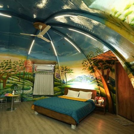 Palm Beach Resort Valsad Екстериор снимка